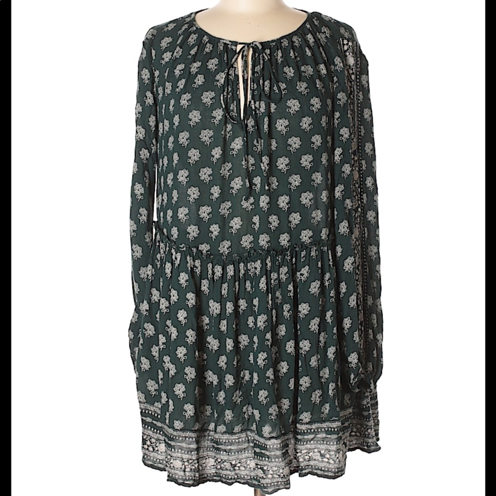 Zara | Trafaluc green floral boho dress